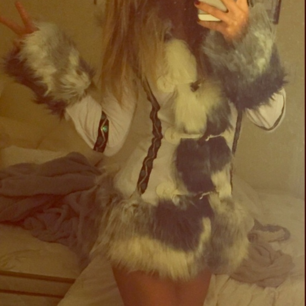 Sexy Eskimo coat/dress costume! Worn once!